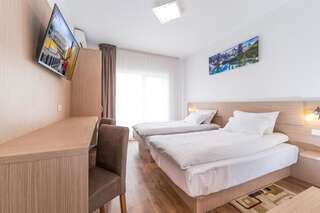 Апарт-отели Residence Il Lago Клуж-Напока Стандартный двухместный номер с 2 отдельными кроватями-1